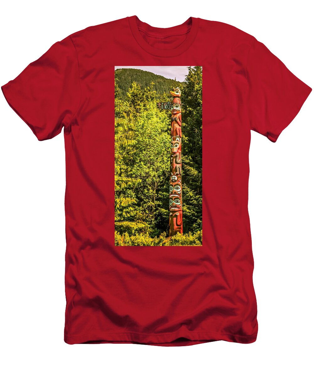 12 Totems Art and Carvings At Saxman Village in Ketchikan Alaska Alex Grichenko T-Shirt
